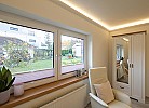 gemütlicher Sitzbereich mit Massagesessel